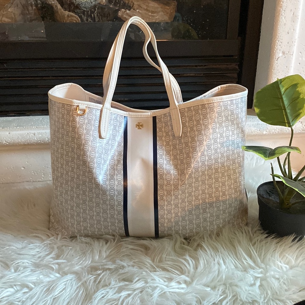 Tory Burch White and Navy Tote Bag